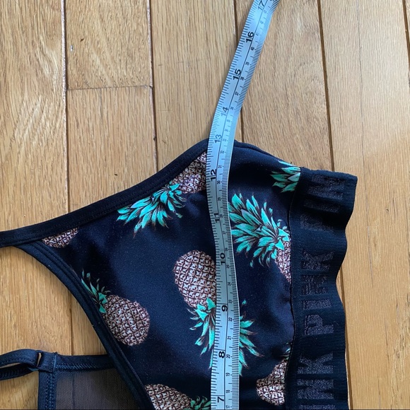Victoria's Secret PINK Sports Bra with Pineapple Print - Picture 7 of 9